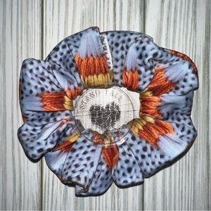 $7ea or 3/$15 Crochet candy corn halloween hair Scrunchie new